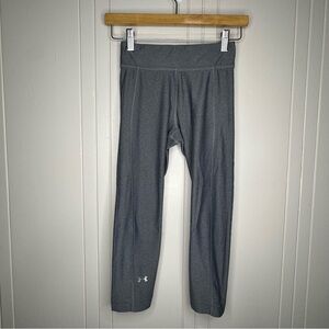 Under Armour Gray Compression Crop leggings XS